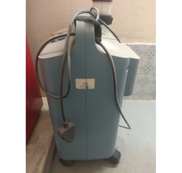 Oxygen Machine For Sale   Qty. 2  Philips And US Make Portable